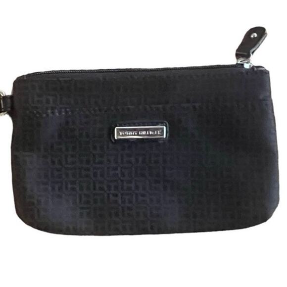 Tommy Hilfiger Handbags - Tommy Hilfiger Wristlet Front Pocket Inner Zip Pocket Black Size Small